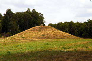 Archäologiepark Belginum - Freigelände Grabhügel