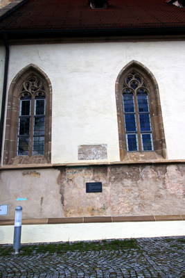 Benningen und Marbach: Bauinschrift und Kirche