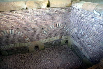 Brunnenstube Klausbrunnen bei Mechernich Kallmuth