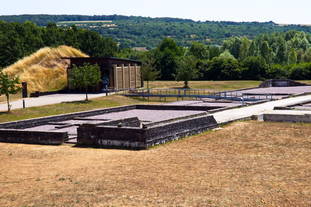 Europäischer Kulturpark  Villa mit Grabhügeln
