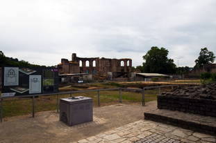 Kaiserthermen Freifläche