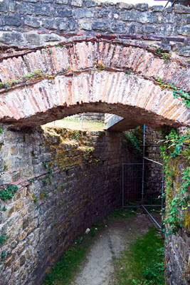 Kaiserthermen Katakomben