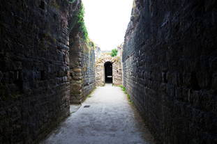 Kaiserthermen Katakomben