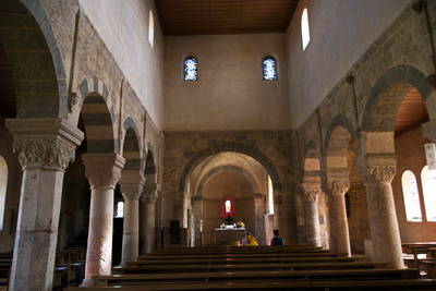 Kultbezirk Sontheim und römische Weihinschrift für Apollo - Kirche