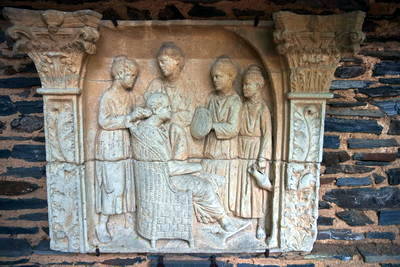 Neumagen - Relief Frisierszene