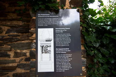 Neumagen - Relief Frisierszene