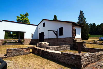 Römermuseum Schwarzenacker Villa Rustica-Rekonstruktion