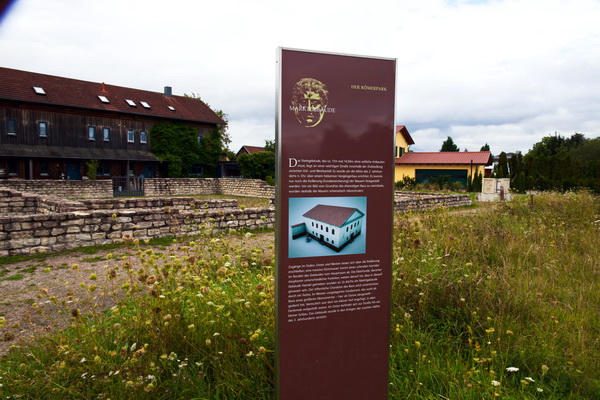 Römerpark Straubing mit Teilen des Kastells