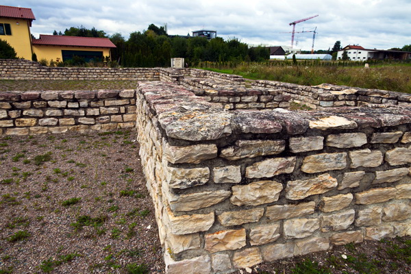 Römerpark Straubing mit Teilen des Kastells