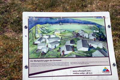 Römerwarte Katzenberg - Wehrmauer, Infos und Umgebung