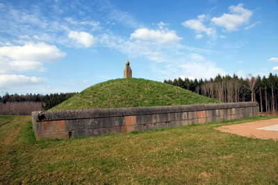 Römische Grabhügel von Oberlöstern
