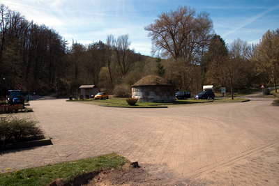 Römischer Grabtumulus und Nischengrabmal Nickenich