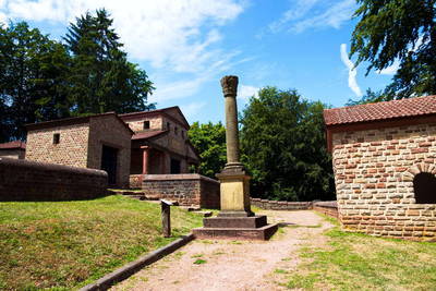 Römischer Tempelbezirk auf dem Metzenberg - Tawern