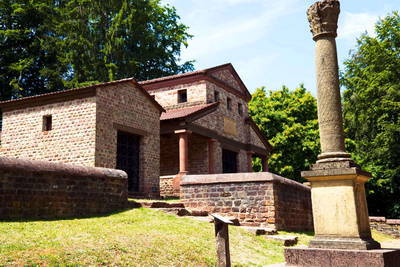 Römischer Tempelbezirk auf dem Metzenberg - Tawern