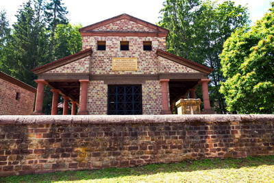 Römischer Tempelbezirk auf dem Metzenberg - Tawern