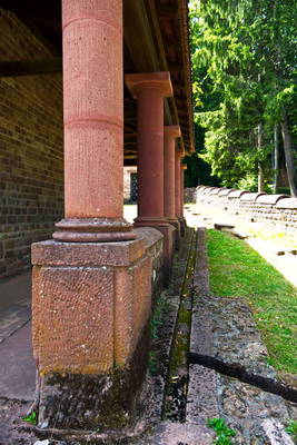 Römischer Tempelbezirk auf dem Metzenberg - Tawern