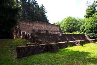 Römischer Tempelbezirk auf dem Metzenberg - Tawern