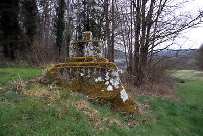 Römisches Felsengrab Schmittenkreuz - Pölsenhof