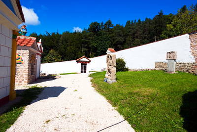 Römisches Freilichtmuseum Hechingen- Tempelbezirk