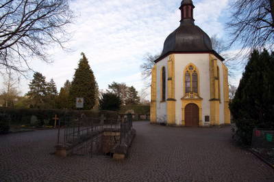 Trier - Sarkophag in Friedhof St. Matthias