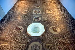 Villa und Mosaik Nennig