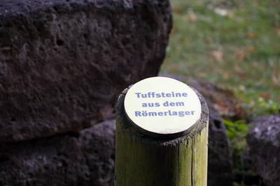römische Orte Neuss - Steinreste Römerlager