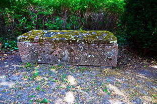 römische Sarkophage in Grünstadt