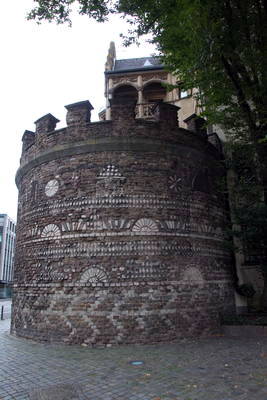 römische Stadtmauer und Türme Köln