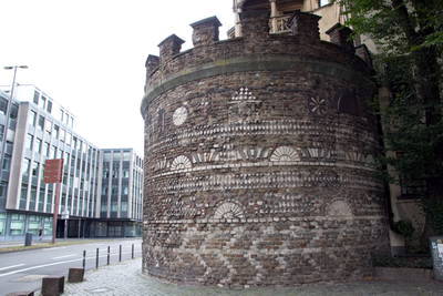 römische Stadtmauer und Türme Köln