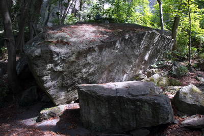 römischer Steinbruch auf dem Drachenfels bei Königswinter